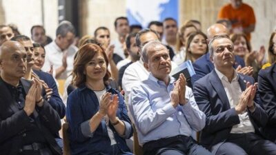 Mersin Büyükşehir Belediye Başkanı Vahap Seçer ile Meral Seçer, Mersin