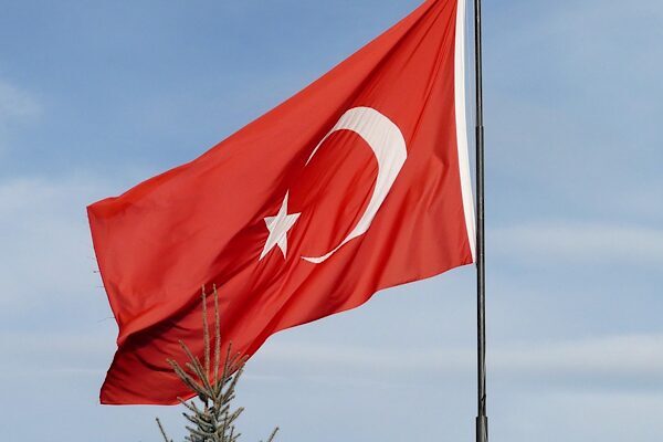 Ticaret Bakanı Ömer Bolat, sosyal medya hesabından yaptığı paylaşımda, Azerbaycan’ın