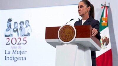 Salı günü yaşanan olayın cep telefonu görüntüleri, Sheinbaum'un Meksiko'daki Ulusal