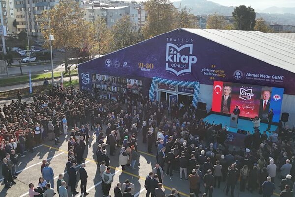 Trabzon Büyükşehir Belediyesi’nin organizasyonuyla düzenlenen Trabzon 2. Kitap Günleri, Yenimahalle