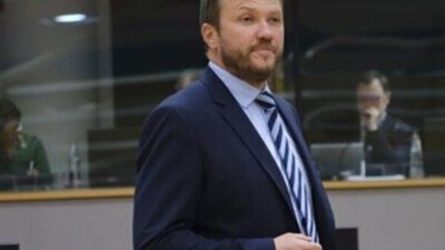 Estonya Dışişleri Bakanı Tsahkna, bugün Polonya Dışişleri Bakanı Sikorski’yi Tallinn’de