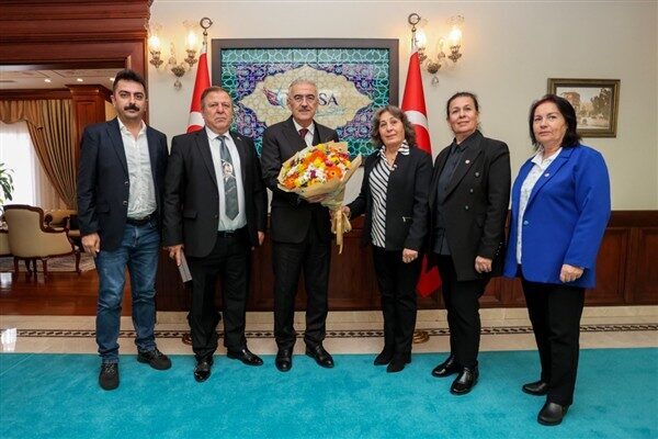 TÜED Uludağ Şubesi Başkanı Pars ve yönetimi, Bursa Valisi Ayyıldız’ı