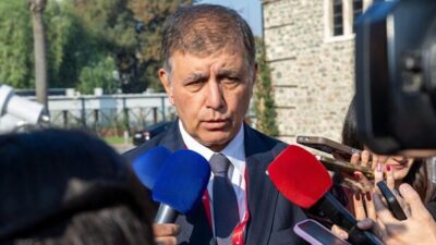 İzmir Büyükşehir Belediye Başkanı Cemil Tugay, 30 ilçe belediye başkanı