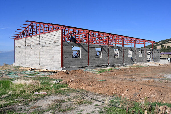 Belediye Başkanı Şükrü Başdeğirmen’in talimatlarıyla birçok köyün ihtiyaçlarının karşılanması noktasında