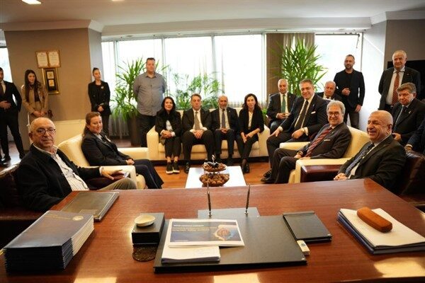 Ziyarette Prof. Dr. Ümit Özdağ, Zonguldak Ticaret ve Sanayi Odası