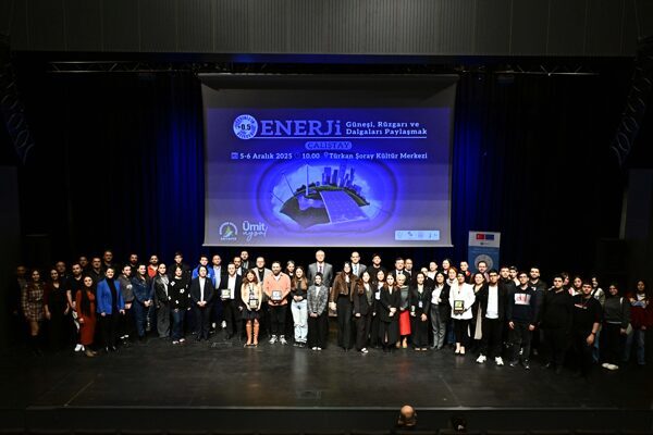 Türkan Şoray Kültür Merkezi’nde gerçekleştirilen çalıştay, yenilenebilir enerji, çevre ve