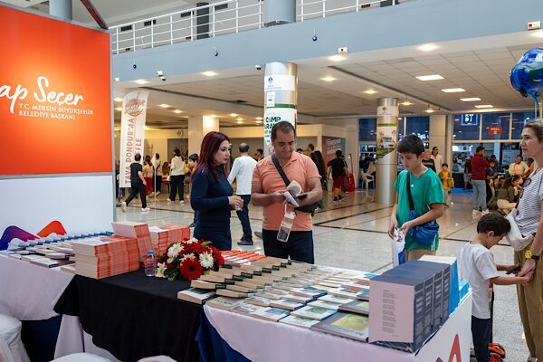 22-30 Kasım tarihleri arasında düzenlenen 10. CNR Mersin Kitap Fuarı,