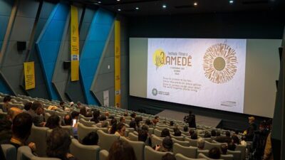 Diyarbakır Büyükşehir Belediyesinin ev sahipliğinde düzenlenen 3. Amed Uluslararası Film