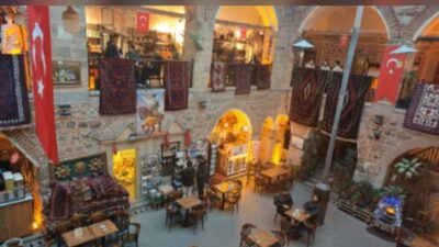 Taşhan’daki Organik Bahçe isimli işletmenin sahibi Mine Ay, bölgeyle ilgili