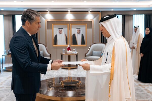 Katar'ın Dışişlerinden Sorumlu Devlet Bakanı Al-Muraikhi, Yunanistan’ın yeni Doha Büyükelçisi Christos