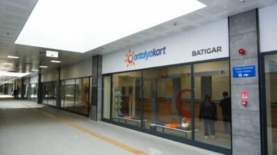 Yeni uygulamayla birlikte vatandaşlar, basvuru.antalyakart.com.tr adresine girerek online başvuru formunu