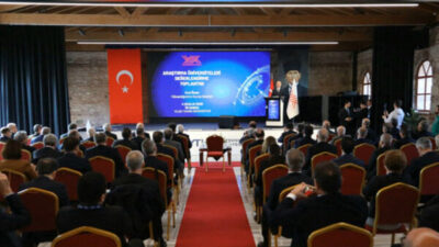 YÖK Başkanı Prof. Dr. Erol Özvar, YÖK Başkan Vekili Prof.