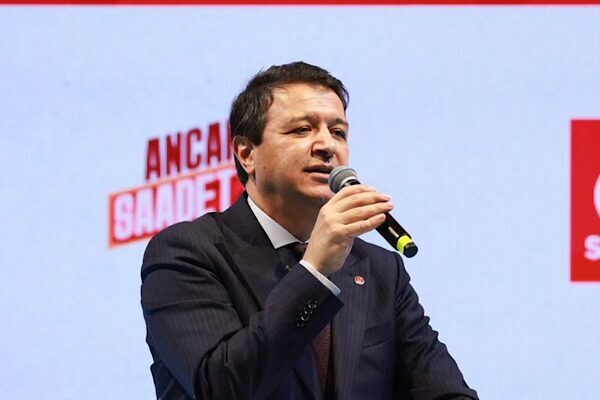 Saadet Partisi Genel Başkanı Arıkan, 6 Kasım 2025’te Gebze’de düzenlenen