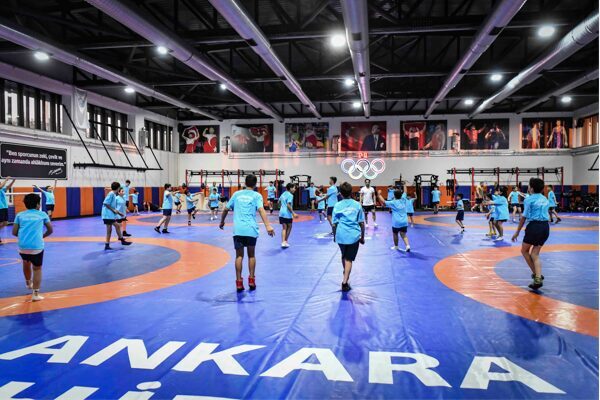 ABB’nin başlattığı “300 Çocuk 300 Sporcu” projesi kapsamında, 4 binden