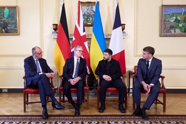 Avrupalı ​​liderler, ABD'nin Kiev'e Rusya ile hızlı bir anlaşmaya varması