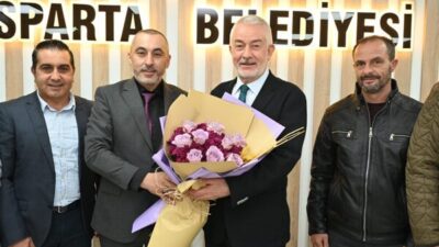 Ziyarette konuşan Isparta Madeni İş Esnaf ve Sanatkarlar Odası Başkan