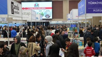 Bahçelievler Belediyesi tarafından 28 Kasım’da kapılarını açan Ulusal Bahçelievler Kitap