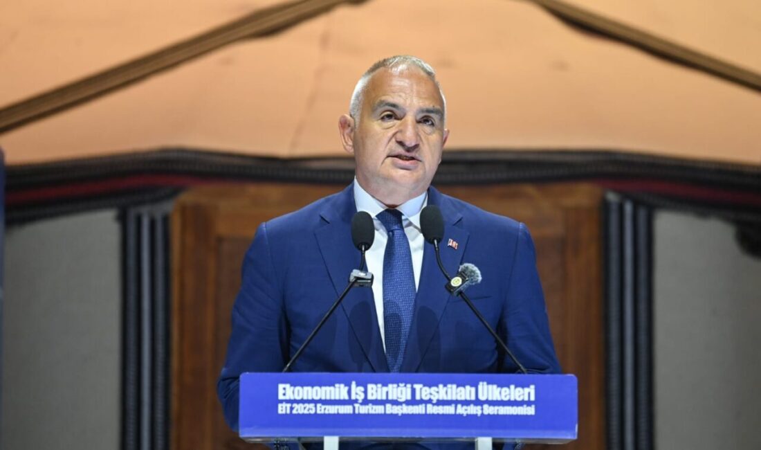 Bakan Ersoy: Antep işi nakışı UNESCO listesinde Kültür ve Turizm Bakanı Ersoy, Antep işi nakışının, Hindistan’ın Yeni