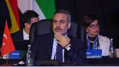 Türkiye Cumhuriyeti Dışileri Bakanı Hakan Fidan, Doha Forumu marjında, ikili