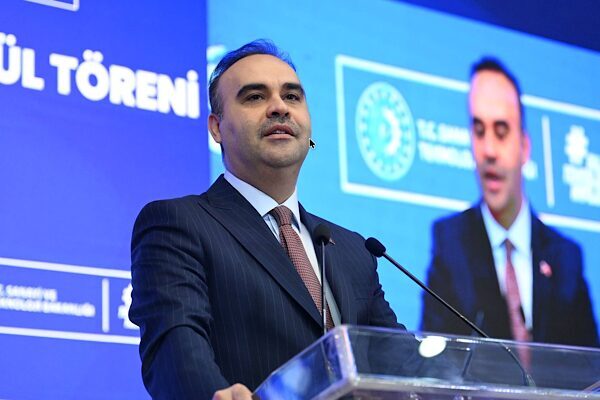 Sanayi ve Teknoloji Bakanı Kacır, Türkiye-Macaristan Yedinci Yüksek Düzeyli Stratejik