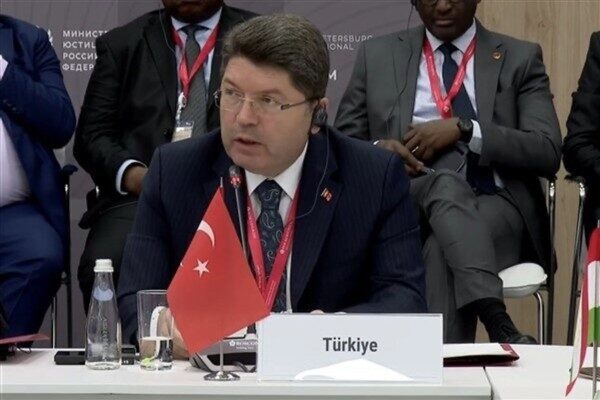 Bakan Tunç, Avrupa Konseyi Adalet Bakanları Konferansı’na katıldı Adalet Bakanı Tunç, Strazburg’da düzenlenen Avrupa Konseyi Adalet Bakanları Konferansı’na