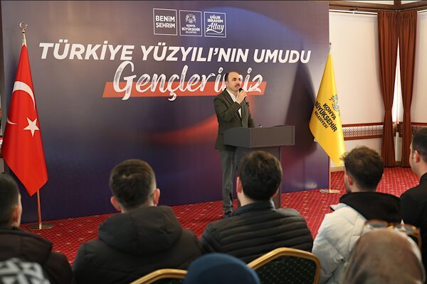 Başkan Altay: Bu dönem gençlerimizle ilgili çalışmaları daha aktif yapacağız Konya Büyükşehir Belediye Başkanı Altay, Konya Büyükşehir Belediyesi organizasyonuyla Sarayönü,