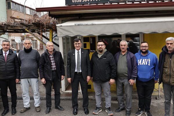 Her durağı tek tek gezerek esnaflarımızla birebir sohbet eden Belediye