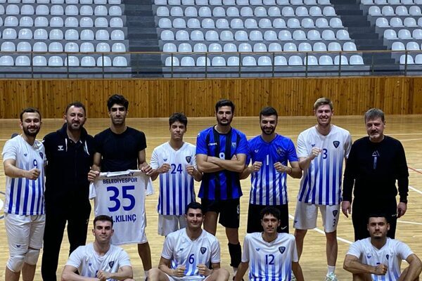 Başkan Karabatı: Genç ve dinamik bir kadroya sahibiz Türkiye Voleybol Federasyonu (TVF) Erkekler 2. Lig 2. Grup’ta mücadele