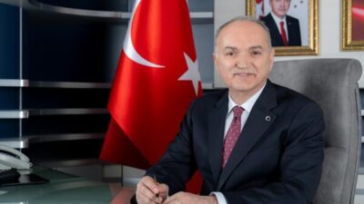 Düzce Belediye Başkanı Faruk Özlü, 26 yıl boyunca şehre hizmet