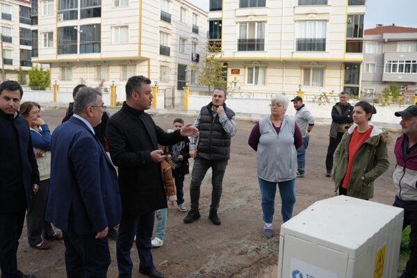 Çorlu Belediye Başkanı Sarıkurt, Başkan Yardımcısı Adnan Kum ve ilgili