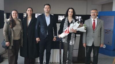 Muğla’da Türkan Saylan Çağdaş Yaşam Merkezi’nde, grafik tasarım sanatçısı Yasemin