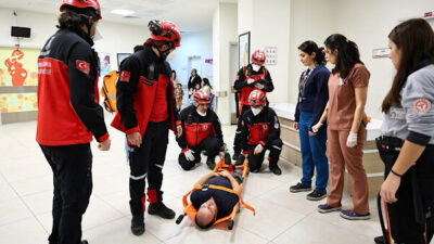 Bodrum Devlet Hastanesi’nde deprem yangın entegre tahliye ve kurtarma tatbikatı