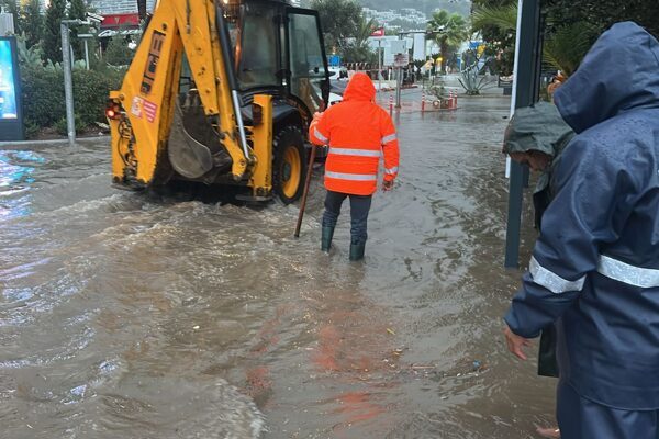 Bodrum Belediyesi; Fen İşleri, Temizlik İşleri, Destek Hizmetleri, Park ve