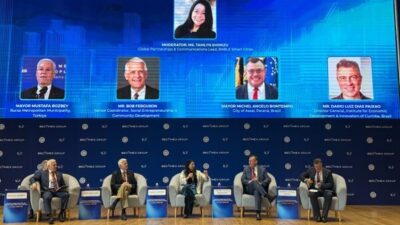 Bursa Büyükşehir Belediyesi’nin dünya genelindeki kentlerin akıllı şehircilik, dijital dönüşüm