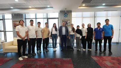 Manisa Büyükşehir Belediye Başkanı Besim Dutlulu’nun ihtiyaç sahibi üniversite öğrencilerine