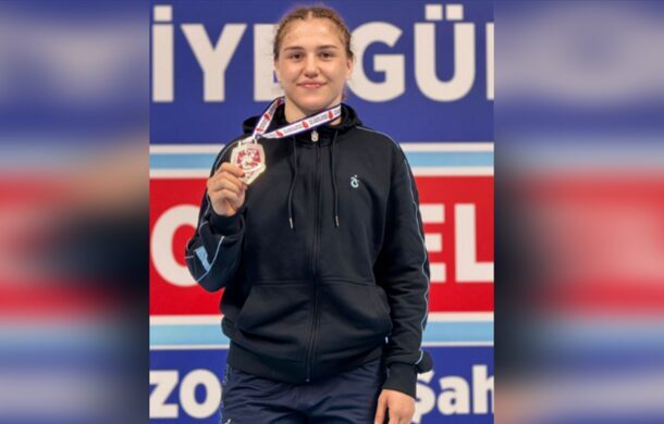 Büyükşehirin sporcularından bir altın bir bronz madalya Trabzon Büyükşehir Belediyesi Spor Kulübü sporcuları, Gaziantep’te düzenlenen Büyük Bayanlar
