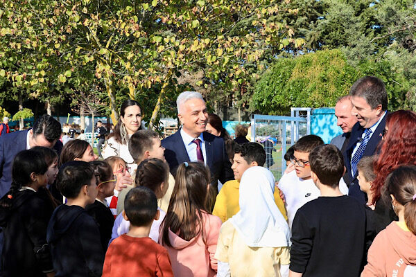 Çatalca’da geri dönüşüm malzemelerinden oyun alanı yapıldı İstanbul Büyükşehir Belediyesi'ne (İBB) bağlı İstanbul Elektrik Tramvay ve Tünel