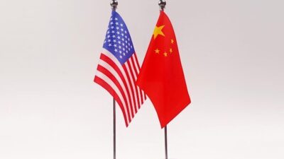 Tarafların ekonomi ve ticaret alanındaki pragmatik işbirliğini ilerletmek ve karşılıklı kaygıları uygun