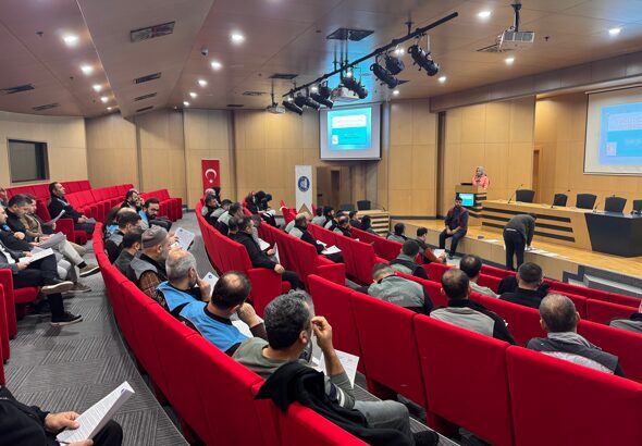 Çorum Belediyesi toplantı salonunda gerçekleştirilen “İş Sağlığı ve Güvenliği ile