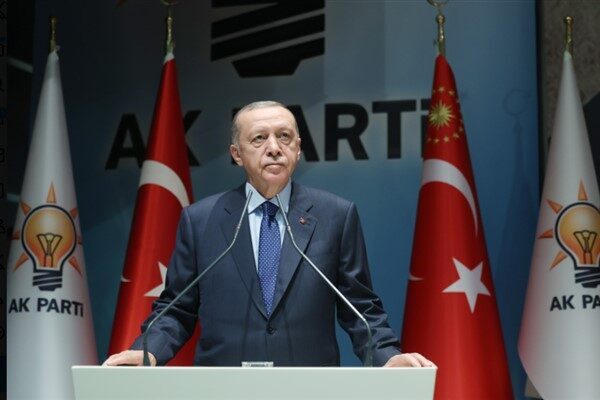 Cumhurbaşkanı Erdoğan: 10 Mart mutabakatı şer odaklarının hesaplarını altüst edecek Cumhurbaşkanı Erdoğan'ın konuşmasından bazı satır başları şöyle: "Aziz milletim, İnsan