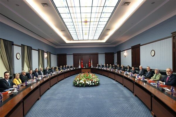 Cumhurbaşkanı Erdoğan, AK Parti MYK toplantısına başkanlık etti Cumhurbaşkanı ve AK Parti Genel Başkanı Recep Tayyip Erdoğan, AK Parti