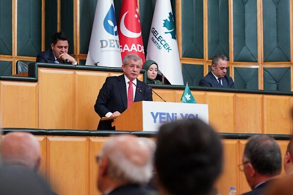 Gelecek Partisi Genel Başkanı Ahmet Davutoğlu, Türkiye Büyük Millet Meclisi'nde