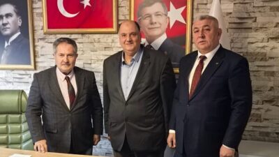 Demokrat Parti Bursa İl Başkanı Goral ve İl Başkanvekili Nedim