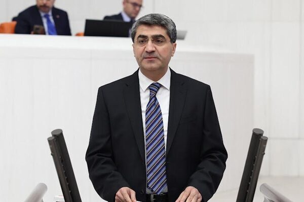 DEVA Partili Ekmen: Yenice Lojistik Köy projesinin güncel durumu nedir? DEVA Partisi Genel Başkan Yardımcısı ve Mersin Milletvekili Ekmen, Bakanlığın çalışmalarında