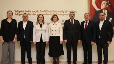 DİSK Genel Başkanı Arzu Çerkezoğlu, Genel-İş Genel Başkanı Remzi Çalışkan,