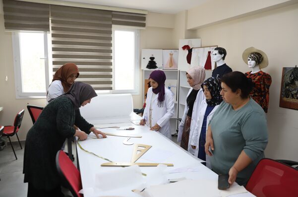 Hayat Boyu Öğrenme Şube Müdürlüğü’ne bağlı DİSMEK Göletli Park ve