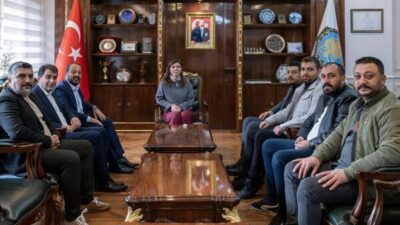 Diyarbakırspor Kulüp Başkanı Bedri Rıdvan ve yönetim kurulu üyeleri, Diyarbakır