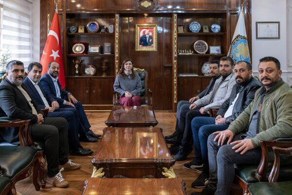 Diyarbakırspor’dan DBB’ye ziyaret Diyarbakırspor Kulüp Başkanı Bedri Rıdvan ve yönetim kurulu üyeleri, Diyarbakır