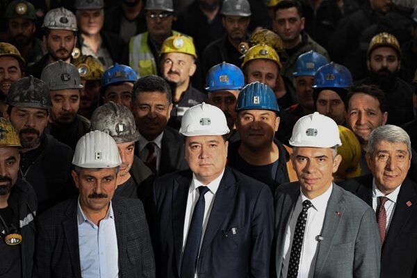 Manisa Büyükşehir Belediye Başkanı Dutlulu, 4 Aralık Dünya Madenciler Günü’nde