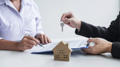 Kamuyu Aydınlatma Platformuna (KAP) yapılan açıklamada, ''Şirketimiz Ege Yapı Avrupa